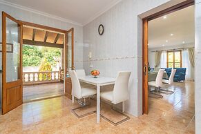 Pomeres 9 in Sa Coma