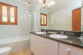 Pomeres 9 in Sa Coma