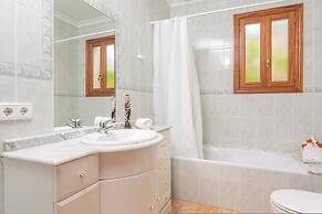 Pomeres 9 in Sa Coma