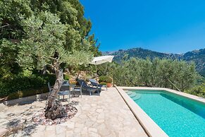 Son Bou in S Ller With 2 Bedrooms and 1 Bathrooms