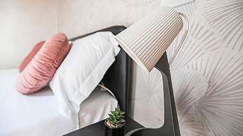 Rovani 14 in Monza With 1 Bedrooms and 1 Bathrooms