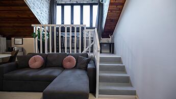 Rovani 14 in Monza With 1 Bedrooms and 1 Bathrooms