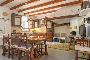 Son Arbo Gran in Algaida