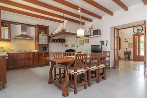 Son Arbo Gran in Algaida