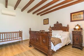 Villa Frontera in S Ller