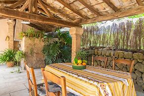 Villa Frontera in S Ller