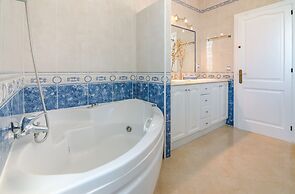 Villa Maricel in Binibeca