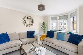 Serene 2BR - 3 Mins to Fulham Broadway