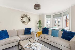 Serene 2BR - 3 Mins to Fulham Broadway