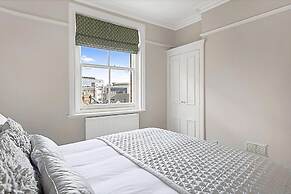 Serene 2BR - 3 Mins to Fulham Broadway