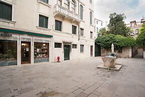 Luxury S A San Marco Palace 3mins From San Marco