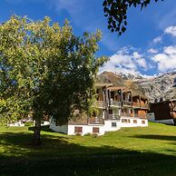 Chalet Dava La Via ski in ski out