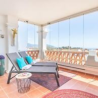 Pool Apt Calahonda 2 With Sea View