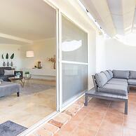 Apt Mairena Forest sea View Pool