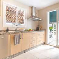 Apt Mairena Forest sea View Pool