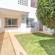 Apt Mairena Forest sea View Pool