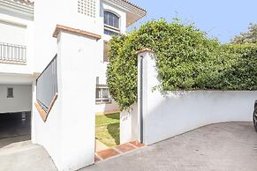 Apt Mairena Forest sea View Pool