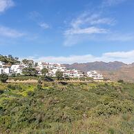 Apt Mairena Forest sea View Pool