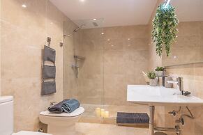 Apt Mairena Forest sea View Pool