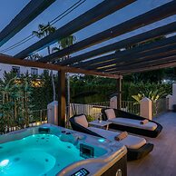 Villa Zacaluca Pool Whirlpool Sauna Gym