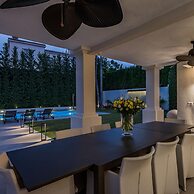 Villa Zacaluca Pool Whirlpool Sauna Gym