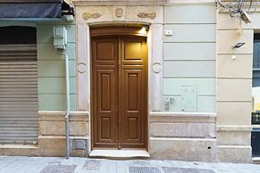 M Laga Center Old Town