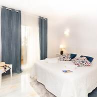 Calahonda Elegance With Pool And Sea View