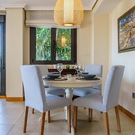 Sunset Seaview Corner With Pool