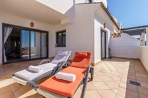 Sunset Seaview Corner With Pool