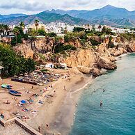 Nerja City Center Apartment