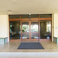 Marbella Este Next Marriott and Nikki B