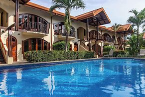 Girasol apartotel jaco beach