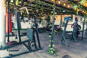 1-bed Flat - Lekki Phase 1 - Pool - Spa - Balcony