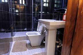 1-bed Flat - Lekki Phase 1 - Pool - Spa - Balcony