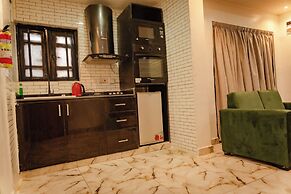 1-bed Flat - Lekki Phase 1 - Pool - Spa - Balcony