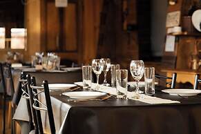 Hotel y Restaurant Doña Rode