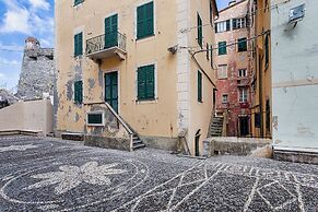 Seaview Apartment near the Castle