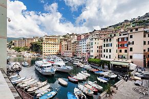 Seaview Apartment near the Castle