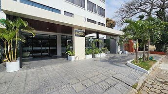 Hotel Maywa