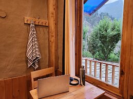 Hipostel Cottages Laida