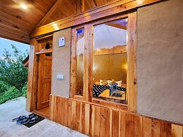 Hipostel Cottages Laida