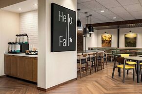 Fairfield by Marriott Inn & Suites Bethlehem PA