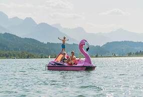 Luxury Chalet With ac Near Pressegger See