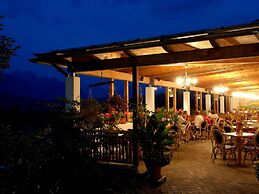 Luxury Chalet With ac Near Pressegger See