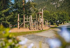 Luxury Chalet With ac Near Pressegger See