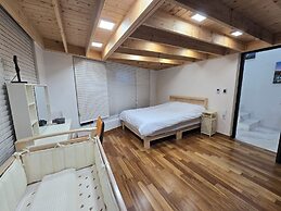 PrivatePremiumSeocho's Happy House 330m2