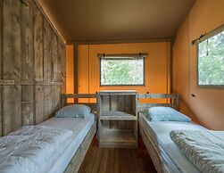 Nice Safari Tent With Kitchen, 12 km. From Eindhoven