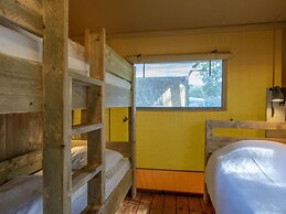 Comfortable Safari Tent With Bathroom, on a Holiday Park in De Maasdui