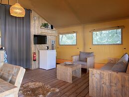 Comfortable Safari Tent in De Maasduinen