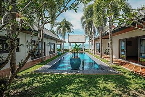 Miskawaan Beachfront Villas